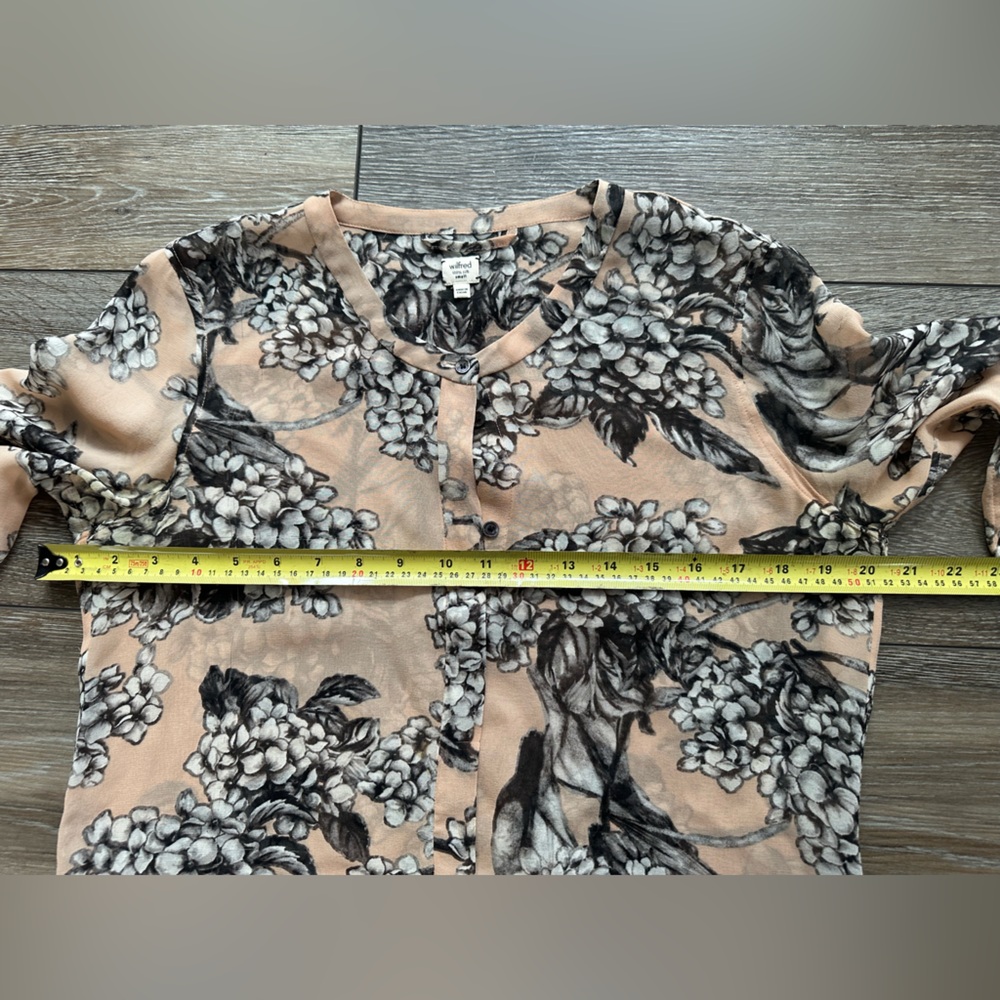 Wilfred 100% silk  Long Sleeve Blouse/ woman size S ✨Host Pick - Picture 9 of 10